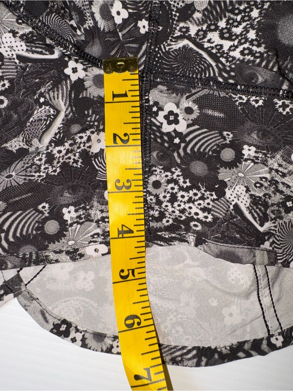 lululemon athletica Black and White Floral Athletic Shorts - Picture 5 of 7